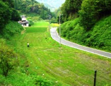 モデル事業の畑作予定地＝豊田市太田町で