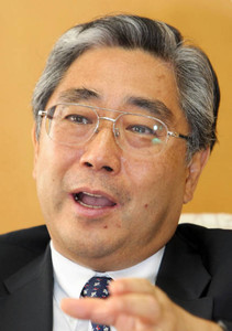 興和・三輪芳弘社長