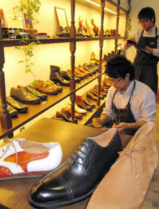 「メイドイン名古屋」の靴作りにこだわる「ｓｈｏｅｓｂｏｎａｎｚａ」＝名古屋市西区名駅で